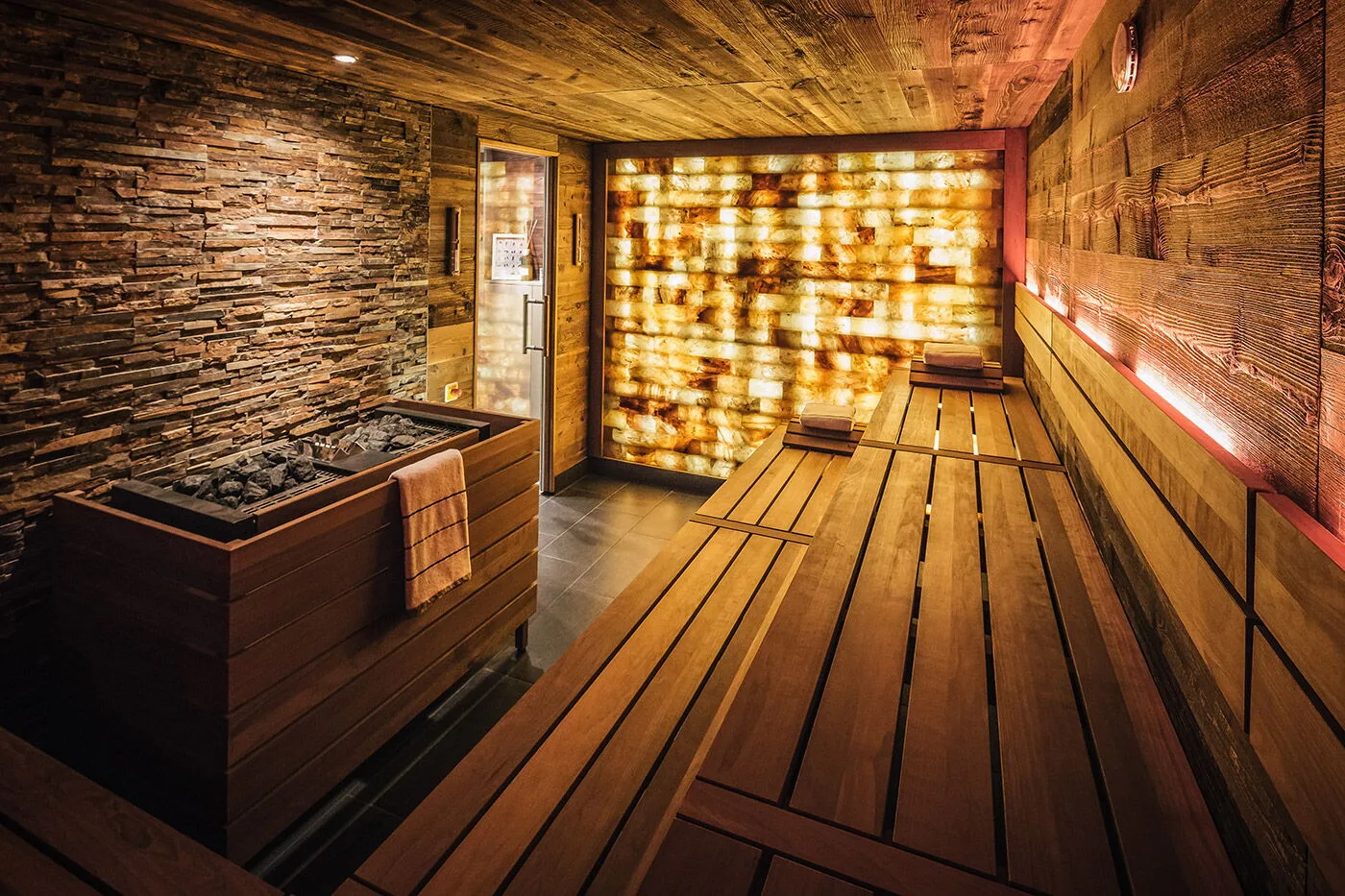 the sauna at Fairmont Hotel Vier Jahreszeiten