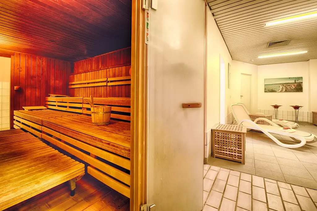 the sauna at Leonardo Hotel Hamburg Stillhorn