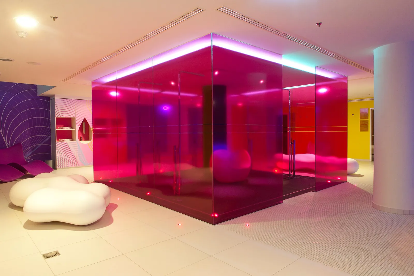 the sauna at nhow Berlin